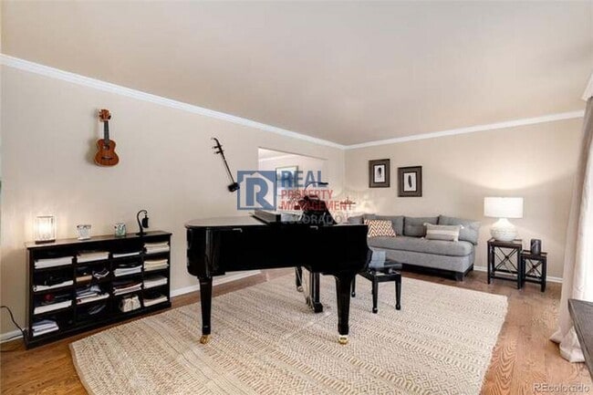 Building Photo - 5876 S Kingston Way