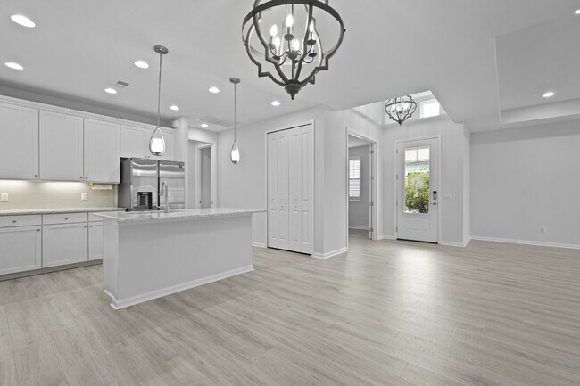 Building Photo - "Charming 2-Bedroom Retreat with 2 Baths and Den - 1558 Sq. Ft. of Comfort in Latitude Margaritav...