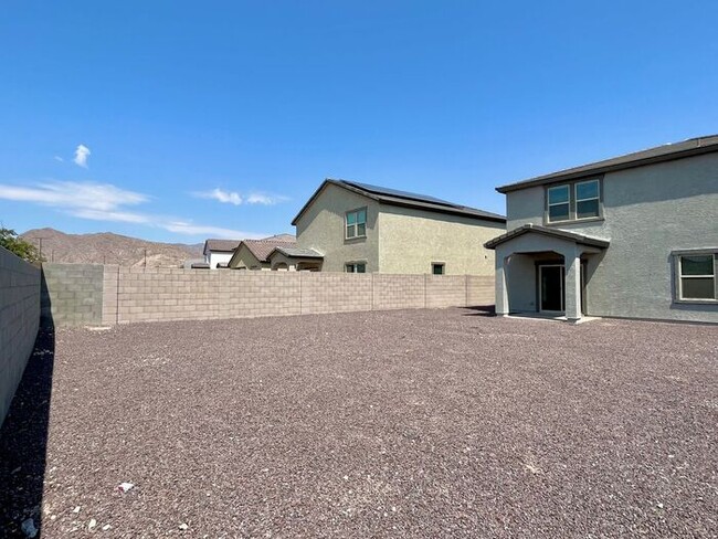 Building Photo - Home in Litchfield Park at Canyon Views! 5...