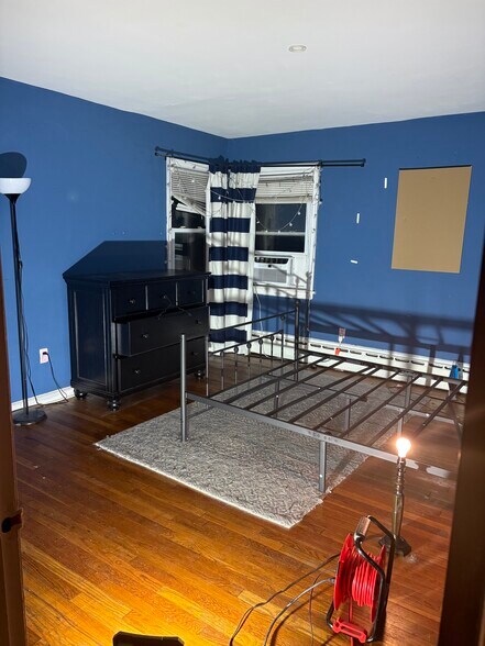Second Bedroom - 270 Lafayette Ave