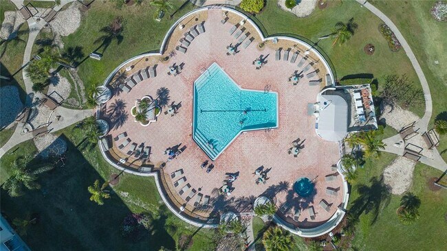 Building Photo - 6080 Bahia Del Mar Cir N