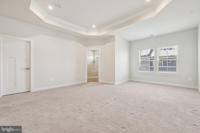 Building Photo - 2528 VERONA Pl