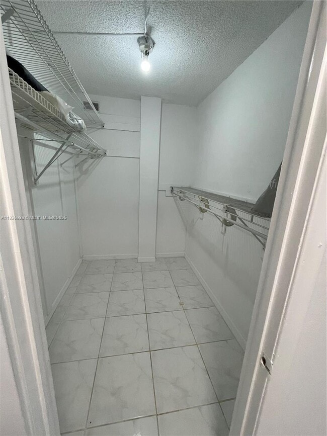 Building Photo - 3600 NE 170th St