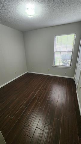 Building Photo - 309 Sage Ln
