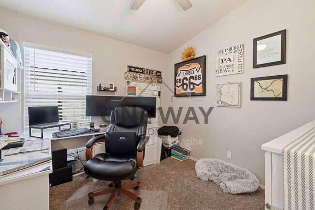 Building Photo - 1307 E Century Ave