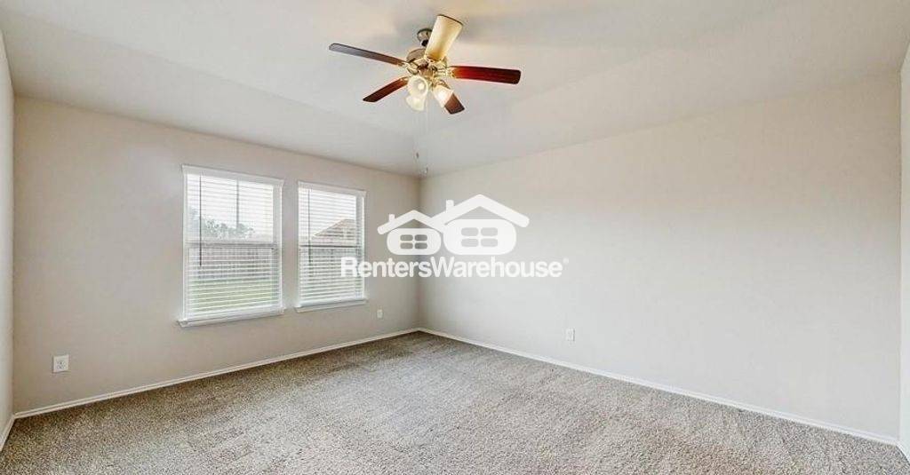 Building Photo - 18277 Eaton Mill Dr