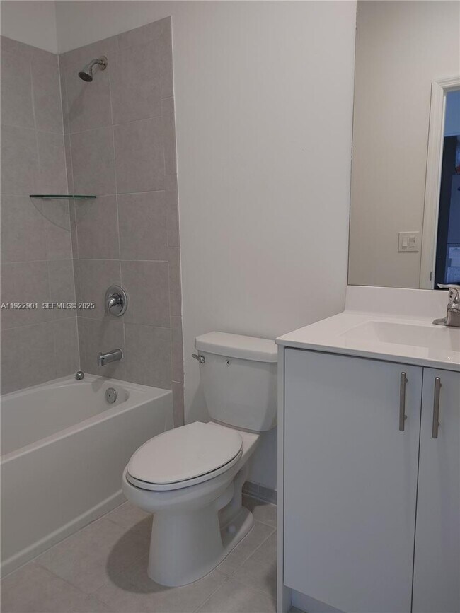 Building Photo - 1766 SE 26th Rd