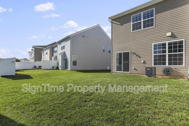 Building Photo - 18234 Hurricane Ct