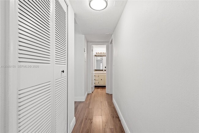 Building Photo - 15888 SW 95th Ave