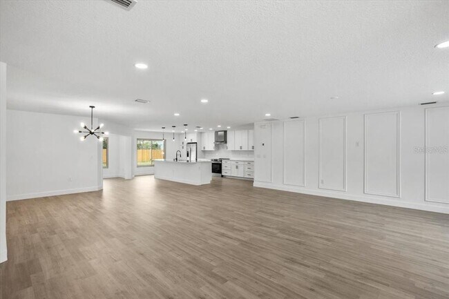 Building Photo - 2881 48th Way E