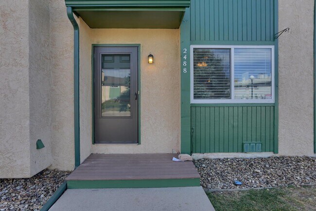 Building Photo - 2488 Washo Cir