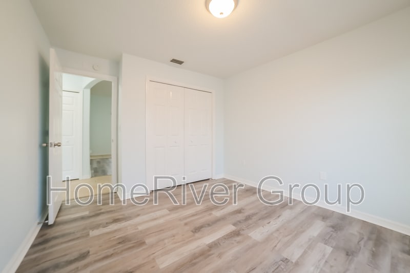 Building Photo - 544 Flamingo Dr