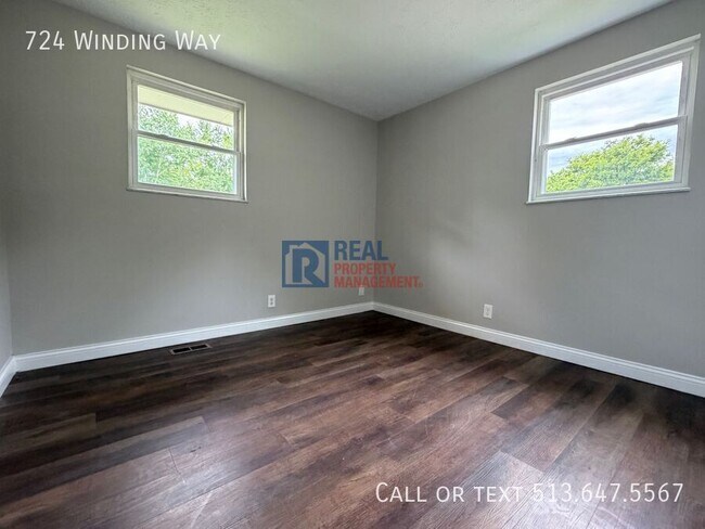 Building Photo - 724 Winding Way