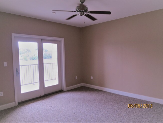 Building Photo - 2024- 2025 Leasing! River Towne Condo- 3BD...