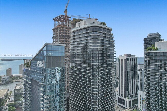 Building Photo - 801 S Miami Ave