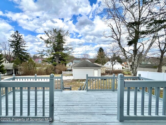 Building Photo - 207 Midway Ave