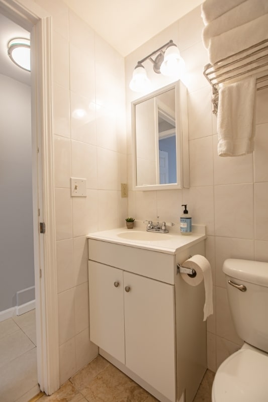 Building Photo - 234 Del Prado Dr