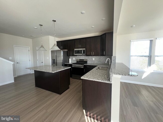 Building Photo - 35 Signal Knob Cottage Dr