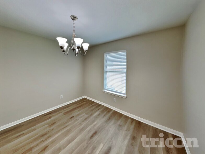 Building Photo - 308 Crooked Pine Court