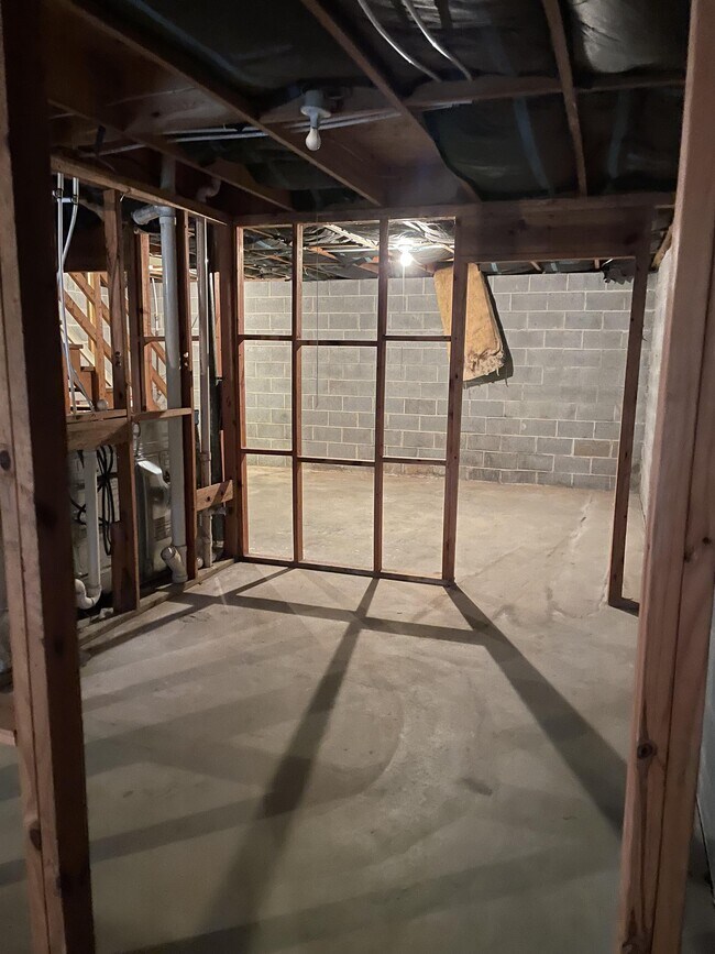 Building Photo - 146 Harvest Dr