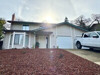 Building Photo - Beautiful Well Kept 3 bedroom for Rent - Folsom