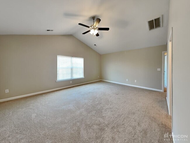 Building Photo - 502 Heathridge Lane Piedmont SC