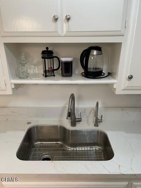 Building Photo - 130 E Alta Green