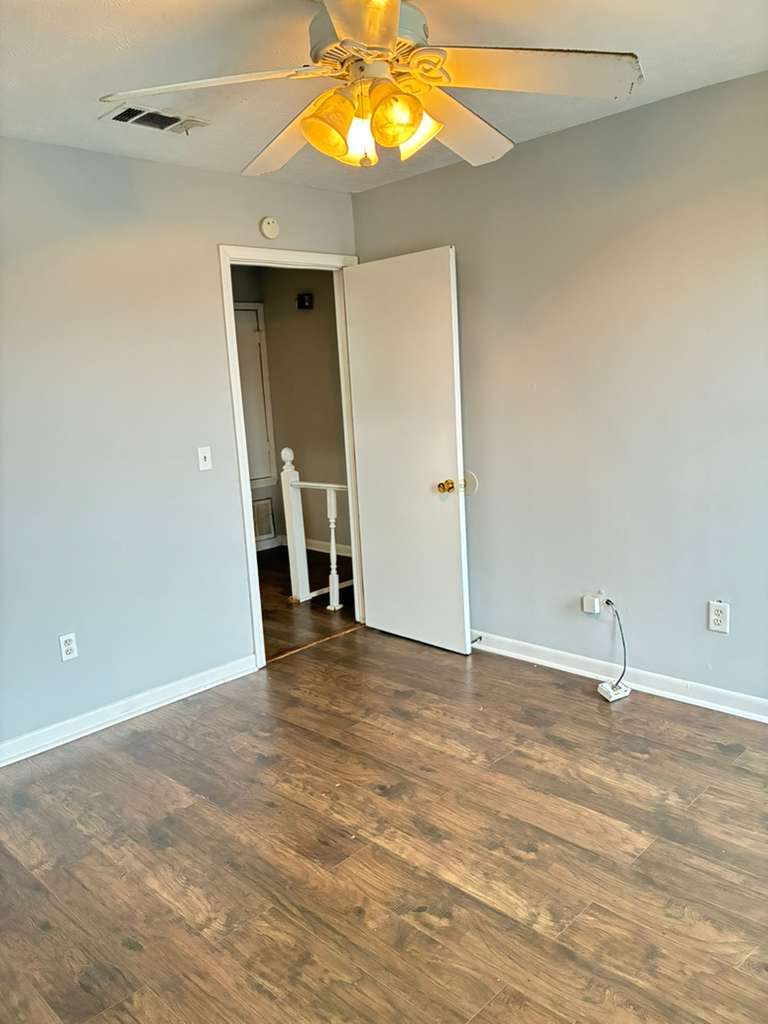 Building Photo - 6259 Woodrun Pl