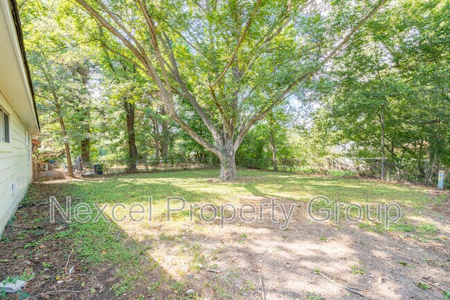 Building Photo - 3308 Spring Valley Cove