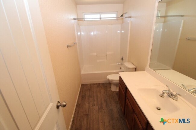 Building Photo - 5000 Imperial Eagle Dr