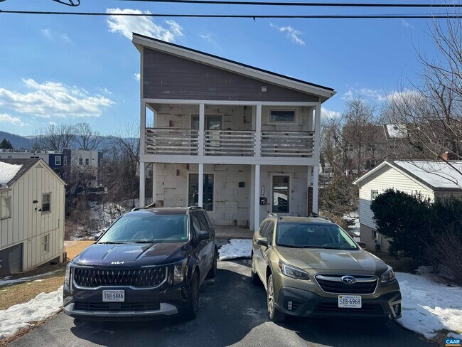 Building Photo - 1116 Altavista Ave