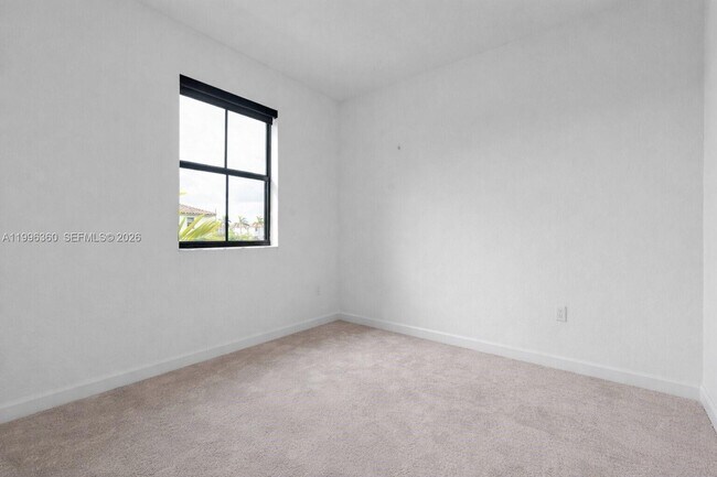 Building Photo - 11851 SW 246 Terrace