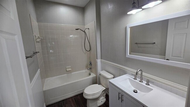 Building Photo - 1812 Bonita Bluff Ct