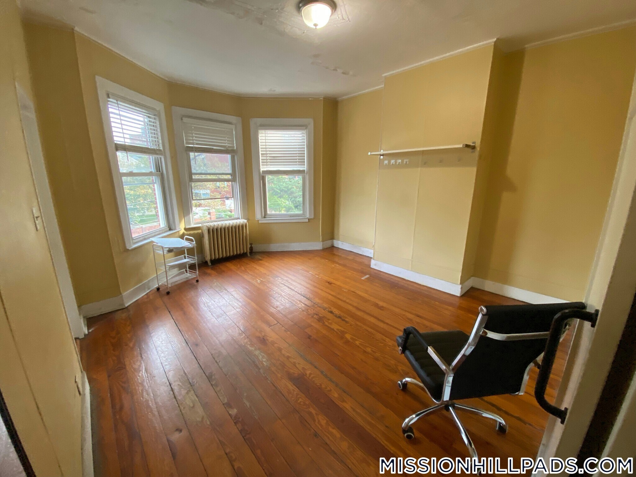 Building Photo - 846 Huntington Ave