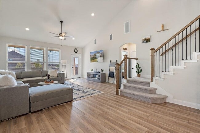 Building Photo - 156 Janelle Ln