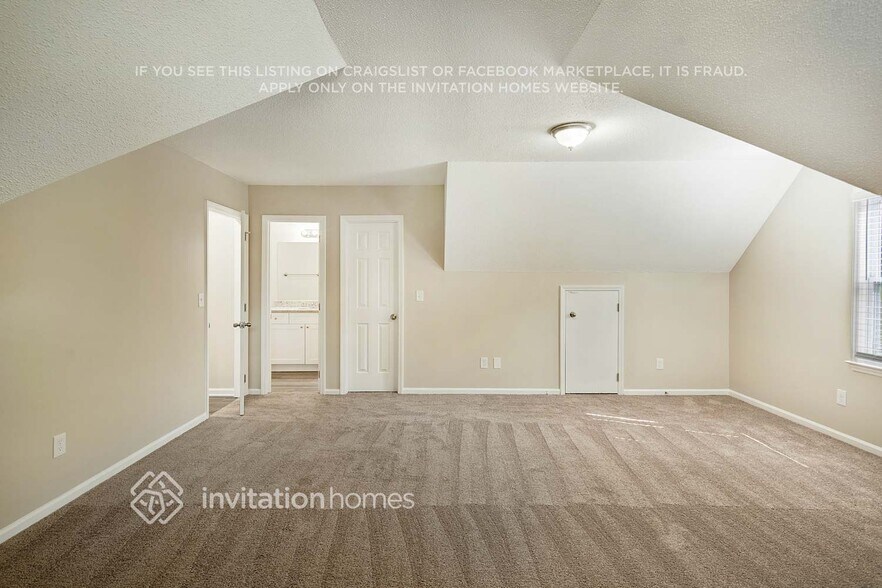 Building Photo - 5806 Katrine Ct