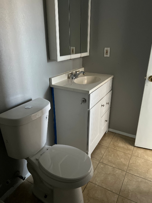 Building Photo - 5329 Knox Dr