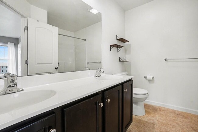 Building Photo - 700 Admiral's Quay Dr