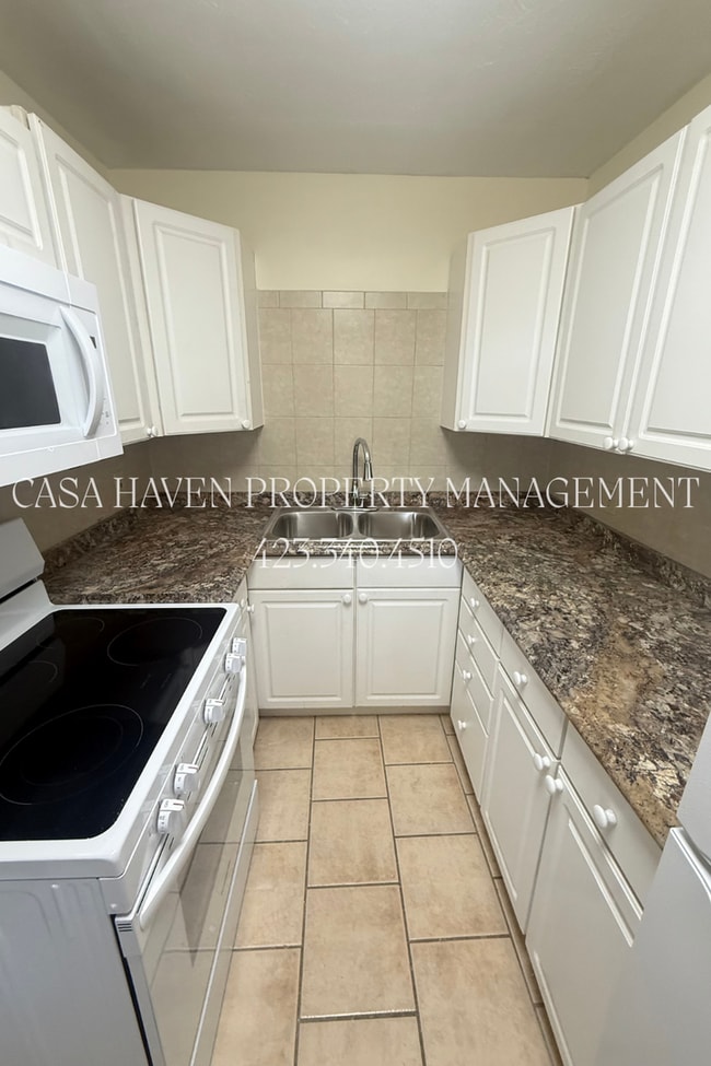 Building Photo - 189 Cedar Point Rd