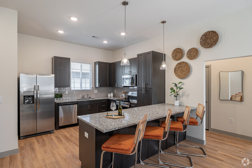 3BR, 2BA - 1,250SF - Kitchen - Trulo Homes Tara Ridge