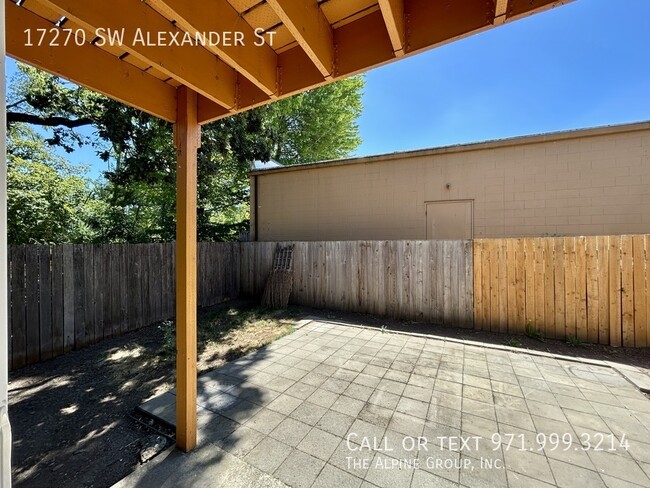 Building Photo - 17270 SW Alexander St