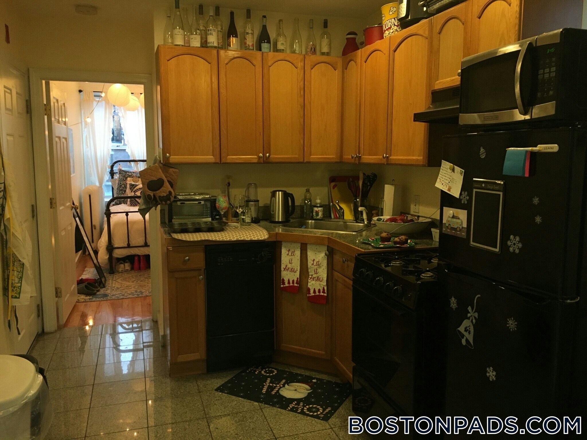 Building Photo - 70 Joy St