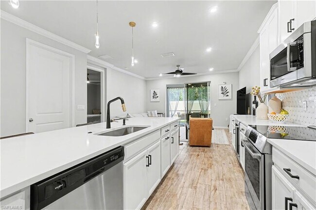 Building Photo - 4558 Arboretum Cir