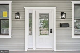 Building Photo - 3547 Finlaw Ave