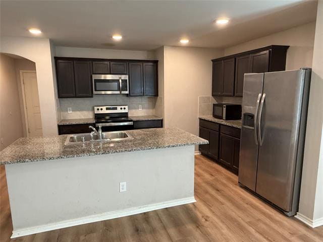 Building Photo - 945 Newby Ln