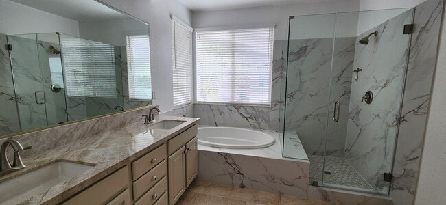 Building Photo - Beautiful 4 Bedroom Home in Elk Grove