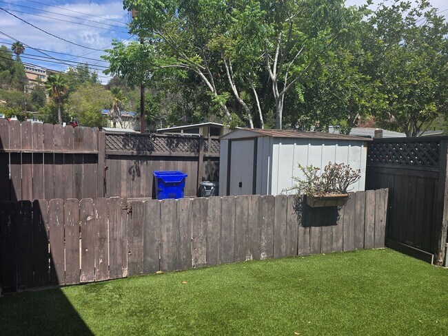 Building Photo - 5539 Baja Dr