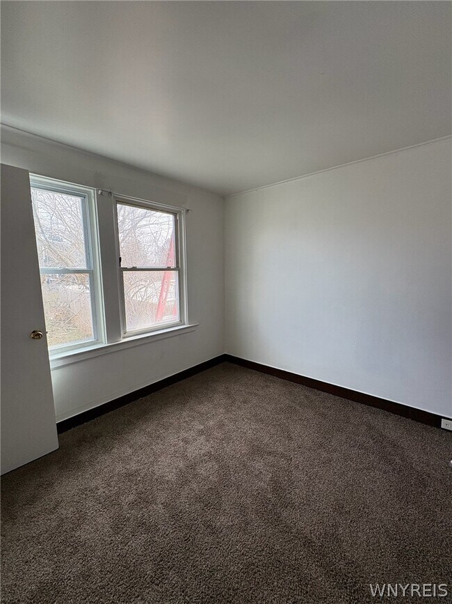 Building Photo - 189 Westminster Ave