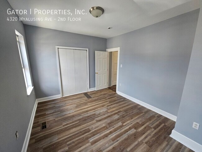 Building Photo - 4320 Wyalusing Ave