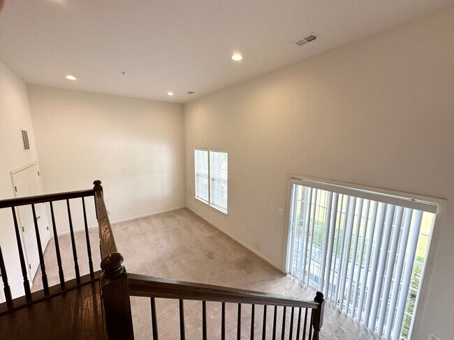 Building Photo - TOWNHOME AVAILABLE IN BALTIMORE CITY